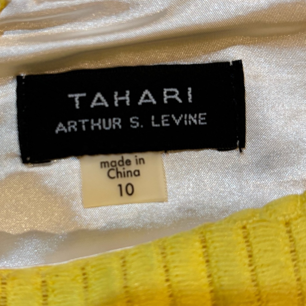Yellow Ruffled Tiered Mini Dress by Tahari - Picture 3 of 3